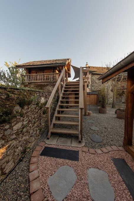 La Cabane Des Colibris Rieupeyroux  Exterior foto